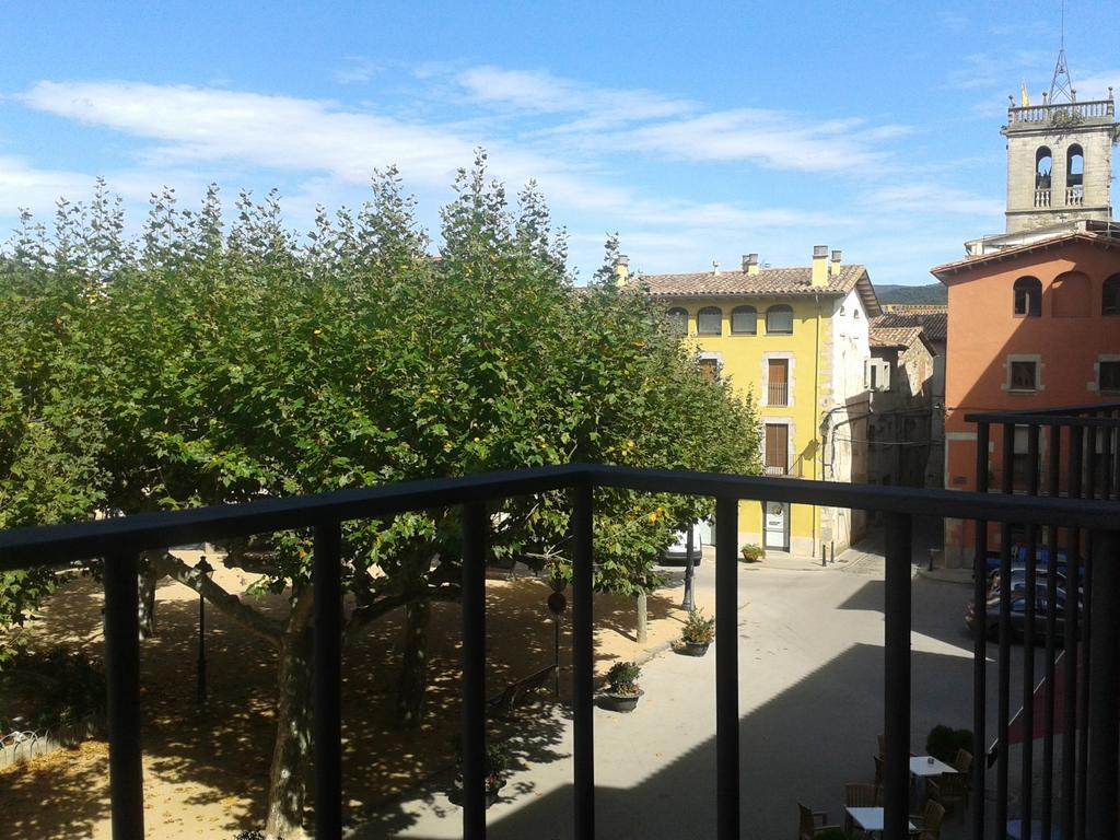 Apartamentos Fonda Finet Sant Felíu de Pallarols Zimmer foto